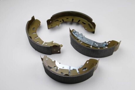 Колодки гальмівні барабанні FIAT DOBLO (263) 11-, DOBLO MPV (152) 10-, DOBLO PLATFORM/CHASSIS (263) 14 -ua FERODO FSB4191