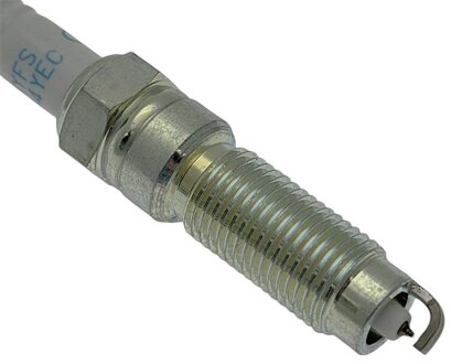 Свічка запалювання 1.5 FORD 1802090