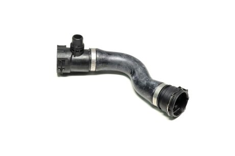 Патрубок системи охолодження гумовий з фітингами BMW M2 COUPE 3.0 (S55B30A) 06/2018- (TOP) -ua Gates 05-3300