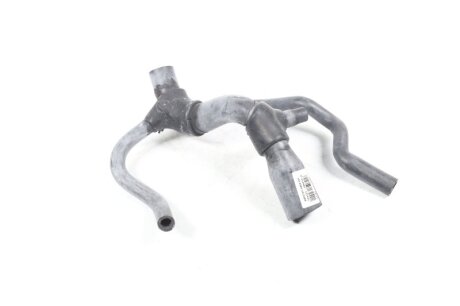 Изогнутый патрубок системы охлаждения Gates 3811