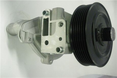 Насос водяний з патрубком Ford Transit 04-/06- GMB GWF107AH