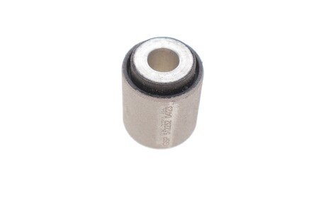 Сайлентблок важеля (заднього/знизу) MB 190 (W201)/ C-Class (W202/203)/ E-claas (W124/W210) -02 (opt-om) GSP 512252