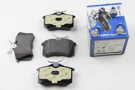 Колодки гальмівні дискові; задня вісь / VAG & Peug HELLA 8DB355018111