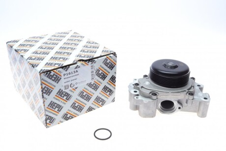 Помпа води MB C-class (W204/S204)/E-class (W212)/Vito (W447) (OM651) 08- UA63 HEPU P1613A