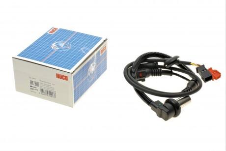 Датчик ABS (передній) Audi A4/VW Passat 94-05 (з датчиком витрати) (HÜCO) UA63 HITACHI 131417