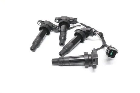 Котушка запалювання Hyundai I30 07-/Elantra 06/Kia Cerato/Ceed 06- (вир-во Mobis) Hyundai/Kia/Mobis 273002B000