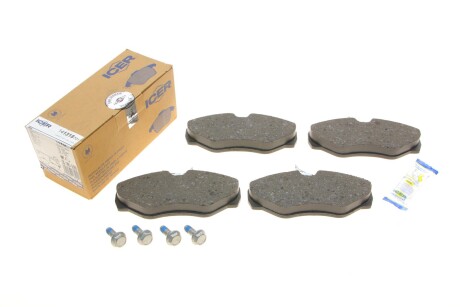 Колодки гальмівні (передні) Renault Trafic II/Opel Vivaro A/Nissan Primastar 01- UA63 ICER 141315-701