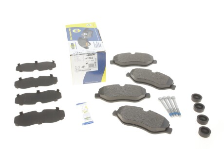 Колодки гальмівні (передні) Iveco Daily III/IV/V/VI 99-/Line 14-/City's 14-16 UA63 ICER 141832