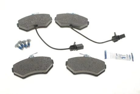 Колодки гальмівні (передні) Audi A4 94-08/Seat Exeo 08-13/VW Passat B5 96-00 (+датчики) UA63 ICER 181157-203