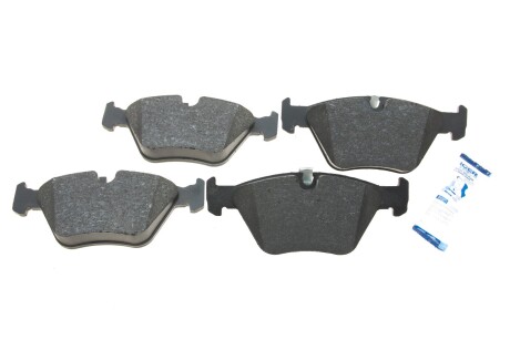 Колодки гальмівні (передні) BMW 5 (E39) 96-04/3 (E46) 00-06 UA63 ICER 181296