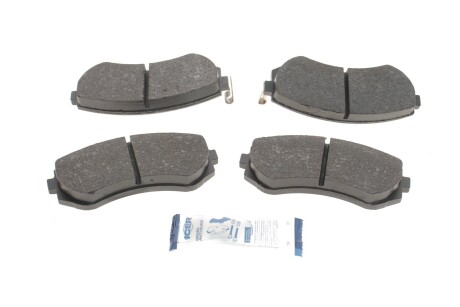 Колодки гальмівні (задні) Nissan Patrol GR V/Armada 97- (opt-om) ICER 181517