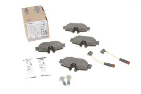 Колодки гальмівні (задні) MB Vito/Viano (W639) 03- (+датчики) UA63 ICER 181676-701