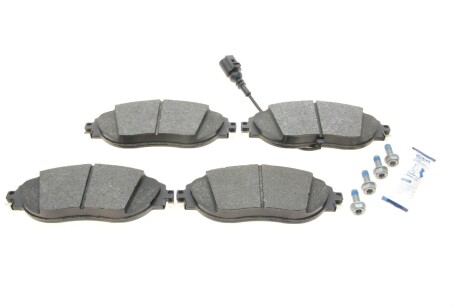 Колодки гальмівні (передні) Audi Q3 18-/A3/Skoda Octavia/VW Passat B6-B8/Golf/Tiguan 12- (+датчик) UA63 ICER 182018