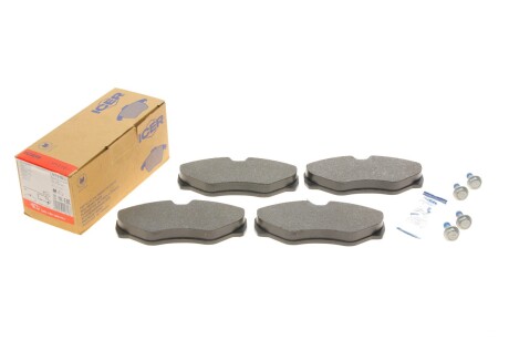 Колодки гальмівні (передні) Renault Trafic II/Opel Vivaro A/Nissan Primastar 01- UA63 ICER LM1315-701