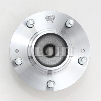 Підшипник призначений для монтажу на маточину, кульковий. ILJIN IJ113036