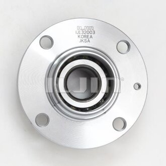 Підшипник призначений для монтажу на маточину, кульковий. ILJIN IJ132003