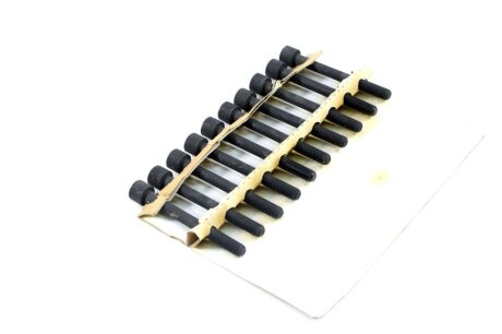 Болт головки циліндрів (компл.) 10 шт. Nissan ALMERA II 00- C.I.U JAKOPARTS J1281024