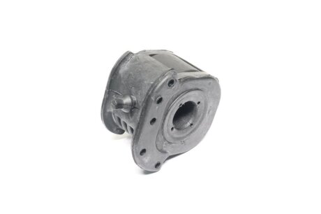 Сайлентблок важеля передн. прав. Mitsubishi Carisma -06 JAKOPARTS J4215200