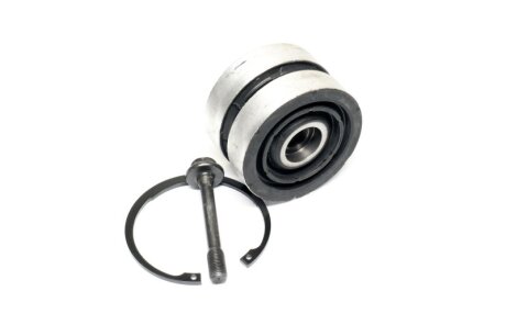 Сайлентблок тяги лучевой центр. DAF, MB (Lemfoerder) LEMFORDER 23836 01