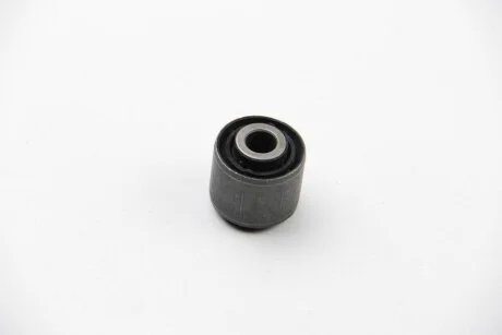 Сайлентблок рычага FORD/MAZDA/VOLVO C-MAX/FOCUS/FOCUS II/3/5/C30/S40/V50C70 1998=>REAR (UPPER) LEMFORDER 31940 01