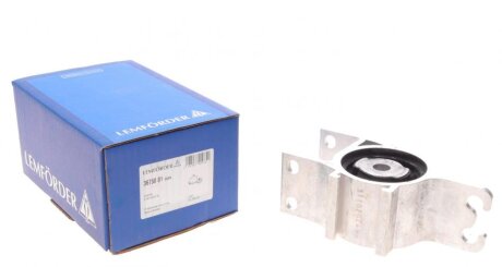 Сайлентблок важеля MB A(W176)/B(W246)/CLA(C117) 2011-2019 FRONT L -ua LEMFORDER 36750 01