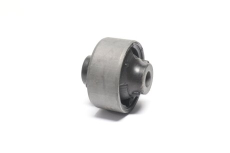 Сайлентблок важеля NISSAN QASHQAI, X-TRAIL 07 перед. міст ззаду LEMFORDER 38315 01