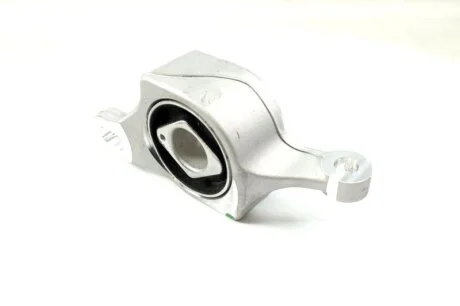 Сайлентблок рычага MERCEDES GL-CLASS (X166)/M-CLASS (W166) 06/11=> FRONT R LEMFORDER 39702 01