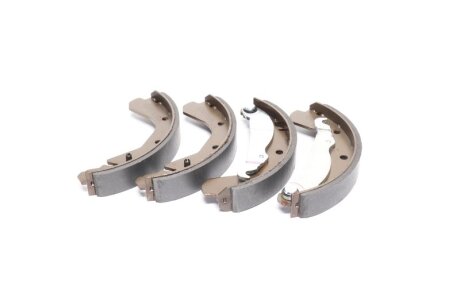 Колодка гальм. барабан. OPEL CORSA/KADETT D/E задн. LPR 04660