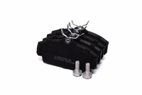 Колодка гальм. диск. NISSAN ALMERA передн. LPR 05P706