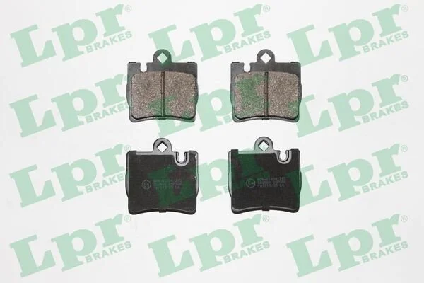 Комплект тормозных колодок LPR 05P900 (фото 1)