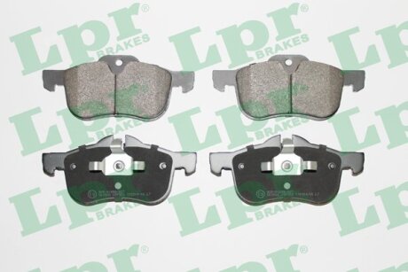 Комплект тормозных колодок из 4 шт. дисков LPR 05P952
