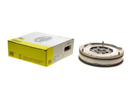 Маховик LuK 415 0594 10