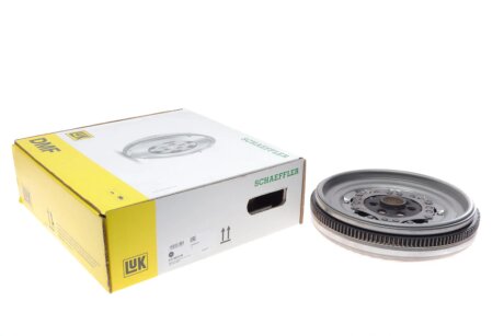 Маховик AUDI A3, SKODA KAROQ, OCTAVIA III, SUPERB III, VW GOLF VII, PASSAT B8, TIGUAN LuK 415 0872 09