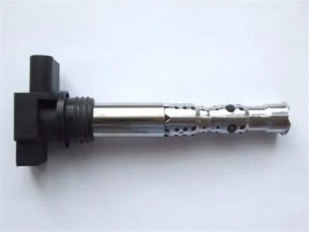 Катушка системи запалювання MAGNETI MARELLI 060717130012