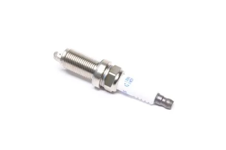 Свічка запалювання IRIDIUM TOYOTA LC 07-, LEXUS RX, GX 08- (вир-во) MAGNETI MARELLI 062611000054