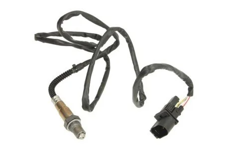 Лямбда-зонд (кількість дротів 5, 1510мм) AUDI A3, A4 B5, A4 B6, A8 D3, TT SEAT EXEO, EXEO ST, IBIZA III, LEON, TOLEDO II SKODA OCTAVIA I VW BORA, BORA I, GOLF IV, JETTA IV 1.4-6.0 11.94-12.17 MAGNETI MARELLI 466016355150