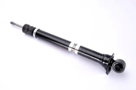 Амортизатор задн лів/прав AUDI 80 B4 1.6-2.8 09.91-01.96 MAGNUM TECHNOLOGY AHA008MT
