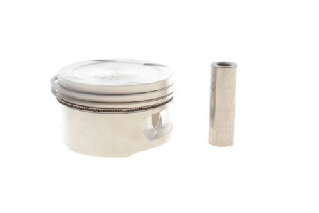 Поршень з кільцями OPEL 79,50 1,6 16V X1.6XE/X1.6XEL (Mahle) MAHLE / KNECHT 011 69 02