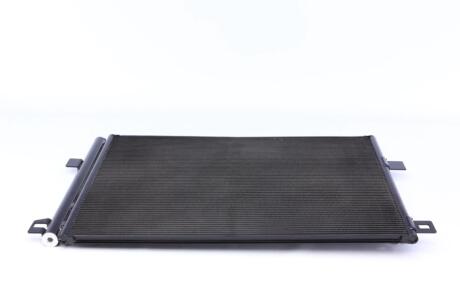 Радіатор кондиціонера MAHLE / KNECHT AC 885 000S