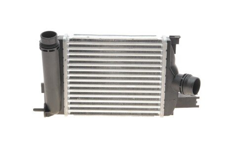 Радіатор інтеркулера Renault Clio 0.9 TCe 12- MAHLE (opt-om) MAHLE / KNECHT CI 661 000S