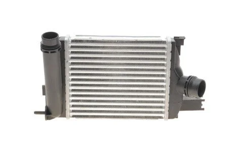 Радіатор інтеркулера Renault Clio 0.9 TCe 12- MAHLE (opt-om) MAHLE / KNECHT CI 661 000S