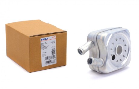 Радіатор масляний VW Caddy III/Golf/Skoda Octavia 1.6-2.0 96-10 (теплообмінник) MAHLE UA63 MAHLE / KNECHT CLC 161 000S