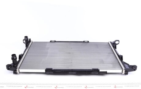 Радіатор охолодження Audi A4/A5 1.8-2.0TFSI 07-17/2.0TDI/A6 2.0TFSI/2.0TDI/Q3/Q5 2.0TDI 10-1 UA63 MAHLE / KNECHT CR 1060 000P