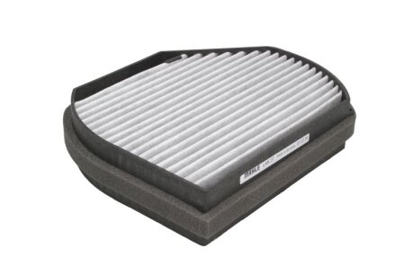Фільтр салону MB E-class (W210)/C-class (W202) 95-02 (вугільний) KNECHT UA63 MAHLE / KNECHT LAK 37