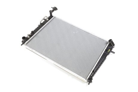 Радіатор охолодження HYUNDAI TUCSON, KIA SPORTAGE MANDO DC253102E800