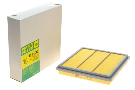 Фільтр повітряний Mitsubishi L200 2.4 4x4 96-06/L400 2.0/2.4 96-01/Pajero 2.4/3.0 V6 90-08 UA63 MANN C 2332