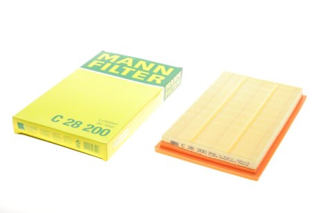 Фільтр повітряний SUZUKI VITARA II 1.6 15- MANN C 28 200