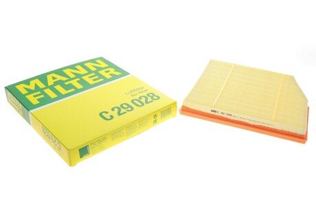 Фільтр повітряний BMW 1 (E82/E88)/3 (E90-E93) 3.0 N54/N55 10-13/X1(E84) 3.0i N55 11-15 UA63 MANN C 29 028