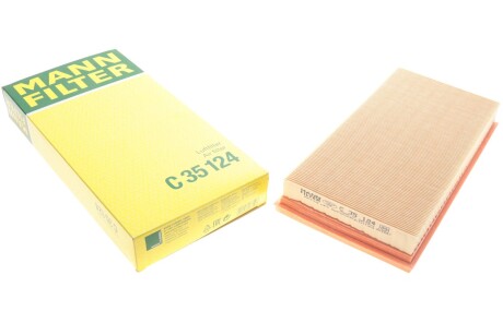 Фільтр повітряний Mitsubishi Carisma 1.3/1.6/1.8/Pajero 1.8GDI 98-00/Volvo S40/V40 1.6-2.0 95-06 UA63 MANN C 35 124