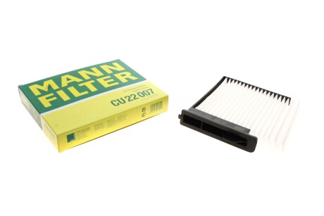 Фільтр салону Nissan Tiida 04-13/NV200 09- -FILTER UA63 MANN CU 22 007